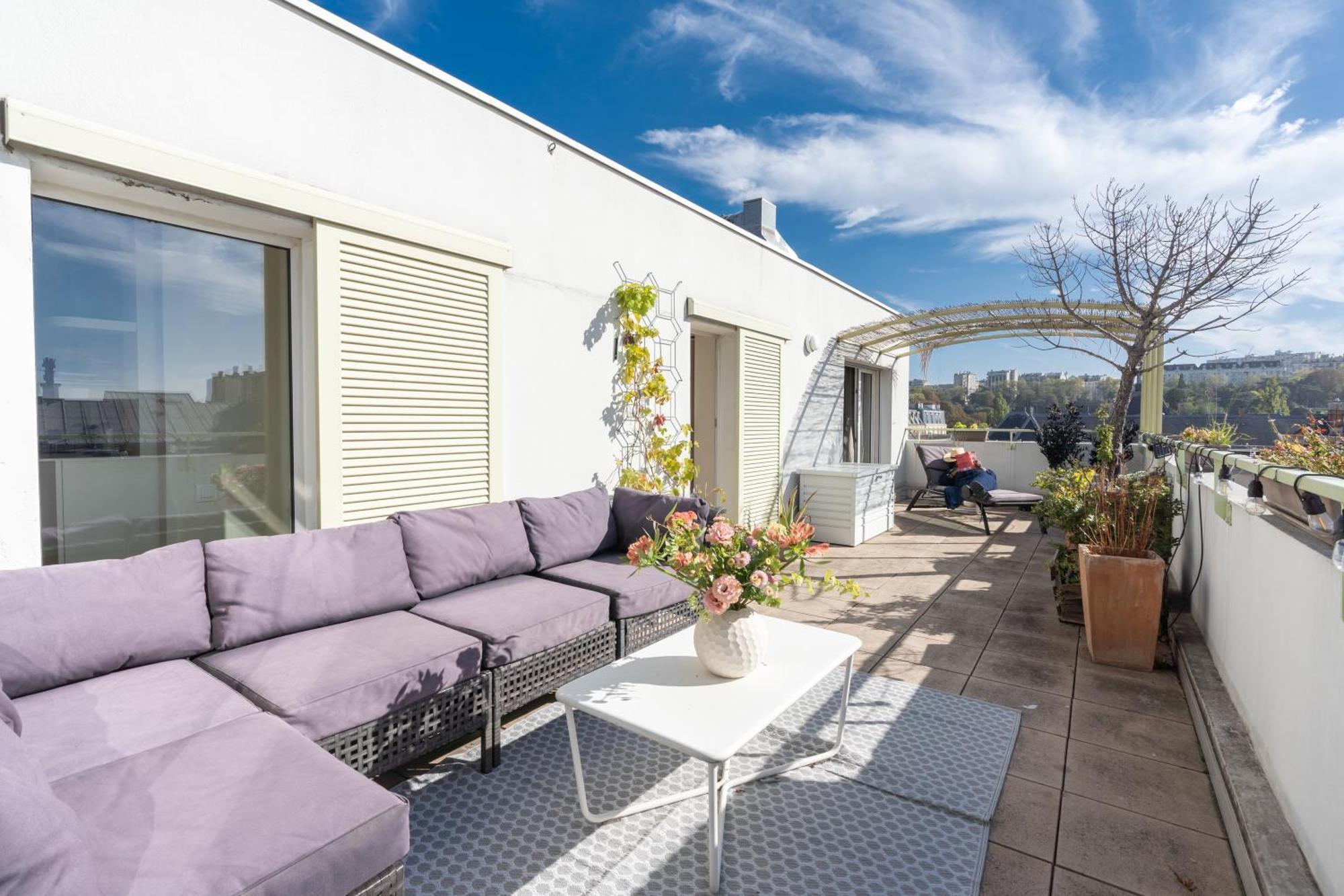 Appartement Breathtaking 2bd Roof-top Patio 19e! Paris